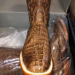 Lucchese mens camin tail cut 10 EE